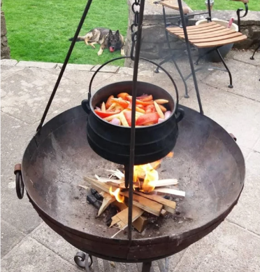 A meal cooking in a potjie.