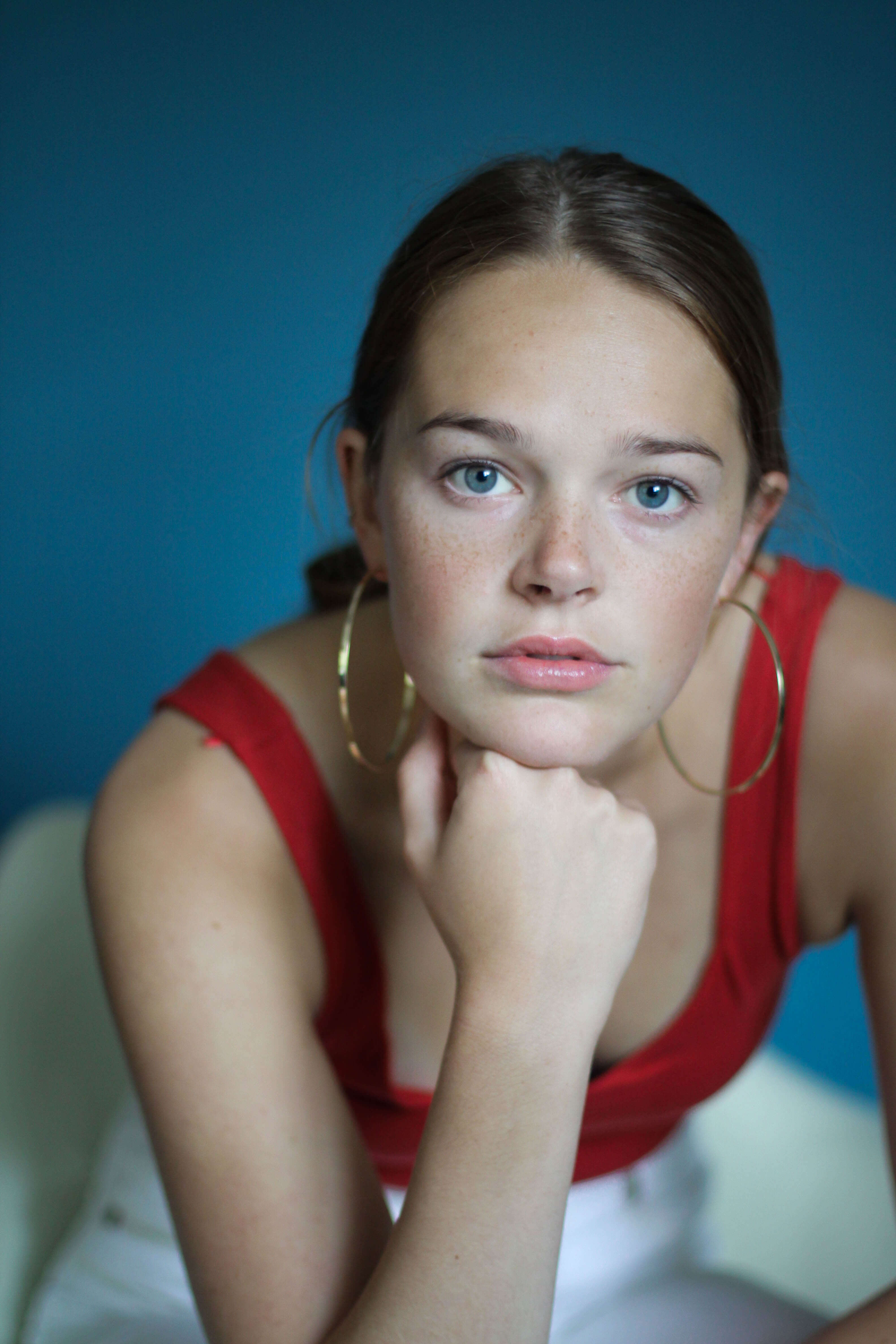 The Girl with the Hoop Earring 2