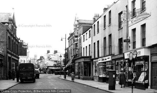 cheltenham-lower-high-street-c1955_c75109